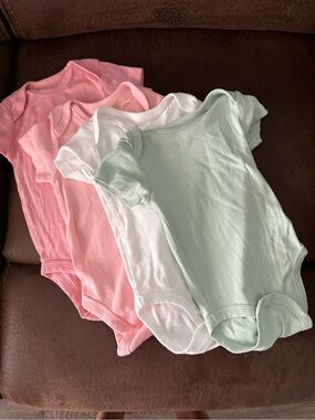 Honest  Pastel Short-Sleeve Baby One-Piece Bodysuit Pack - Pink, White, Mint